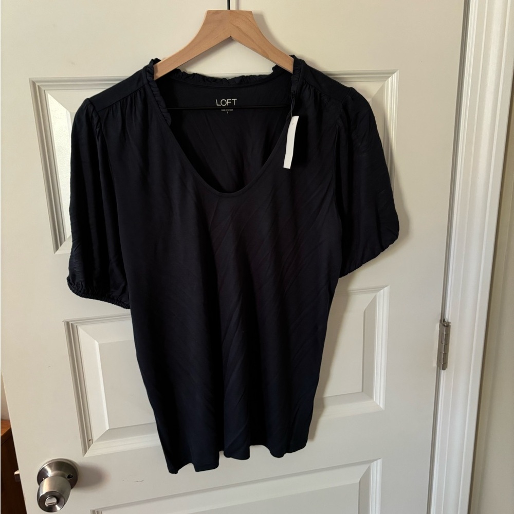 Loft Outlet navy blue half sleeve blouse.